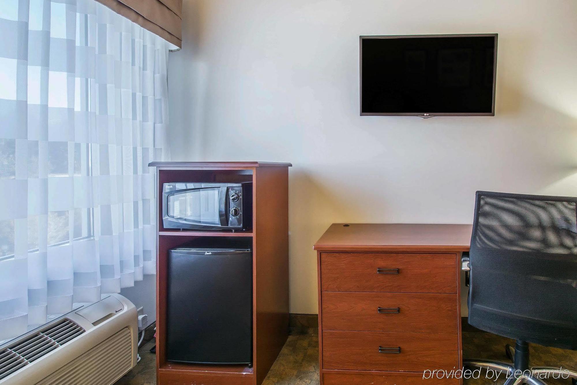 Garner Hotel Panama City Beach Northeast By Ihg Upper Grand Lagoon Exterior photo